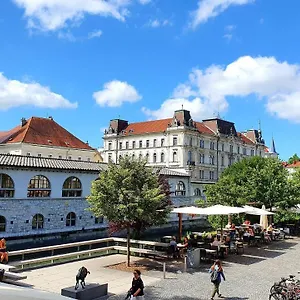Petkovsek And Casa de hóspedes