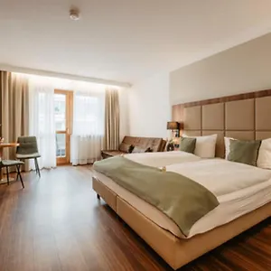 https://pension-lorenz.com-bavaria.com