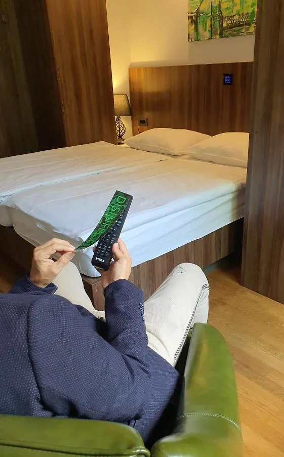 Atelier Hotel Ljubljana 3*,
